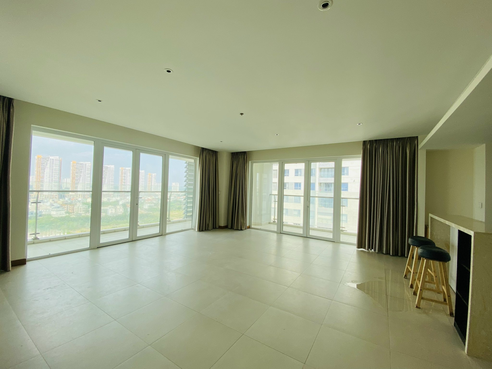 Cho Thuê Căn Hộ 3PN Diamond Island DI1294 - Hình 1