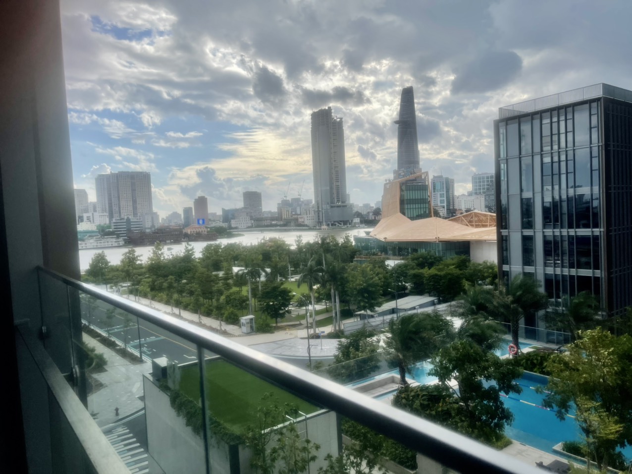 Cho Thuê Căn Hộ 1PN Empire City EP0668 - Hình 1